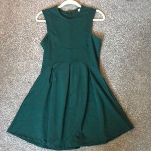 Evergreen dress